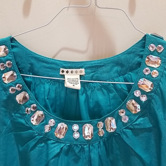 Decorative Top - Picture 2 of 5